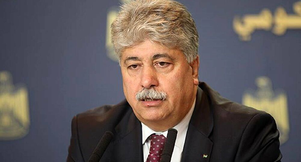 مجدلاني لـ "أركان": انهاء الانقسام وتشكيل حكومة وحدة استراتيجية لدى الرئيس عباس