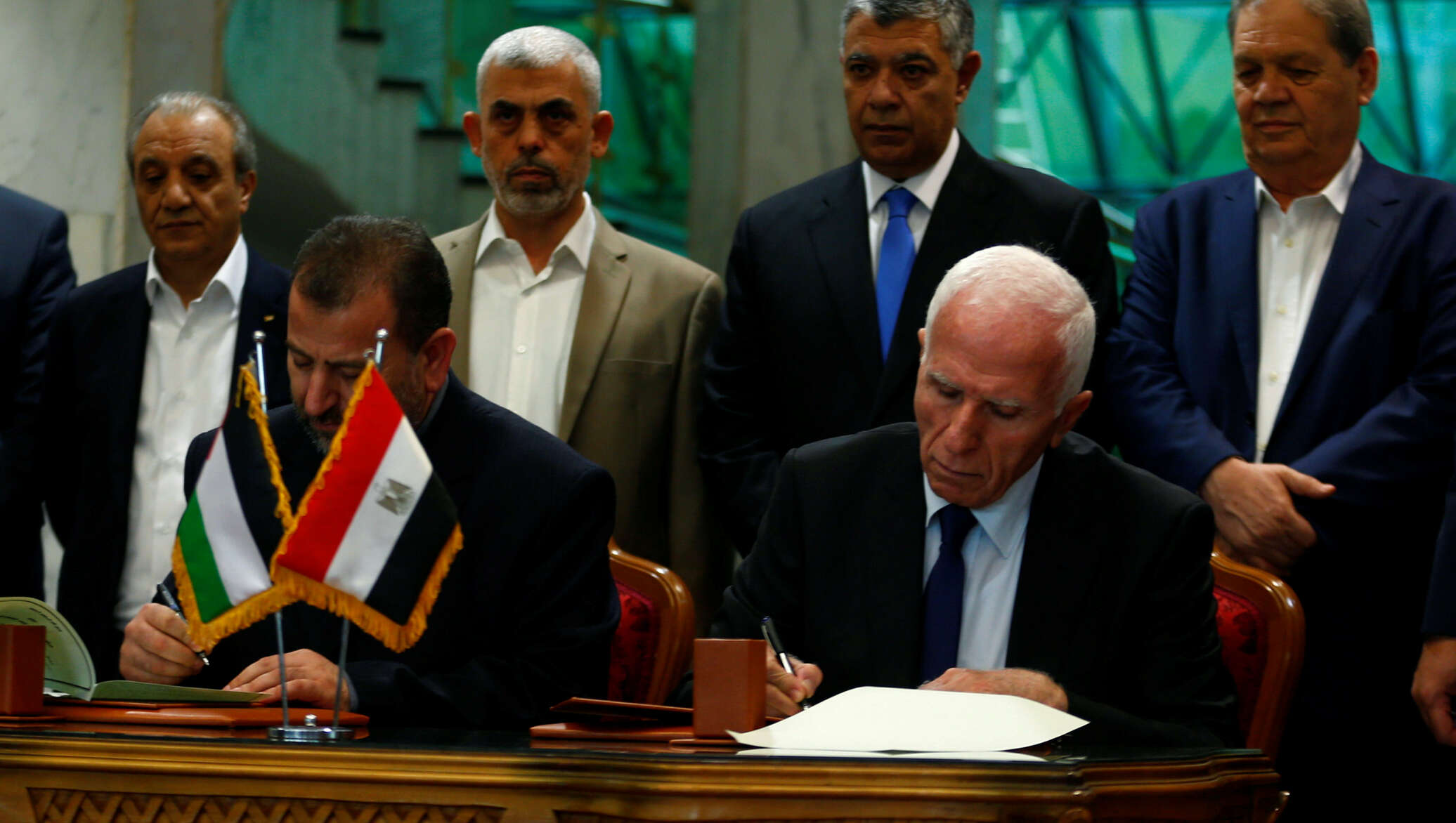 فصل الترتيبات الداخلية