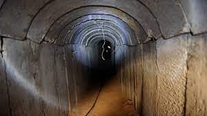 حماس تعلن وفاة أحد مقاتليها داخل نفق في غزة